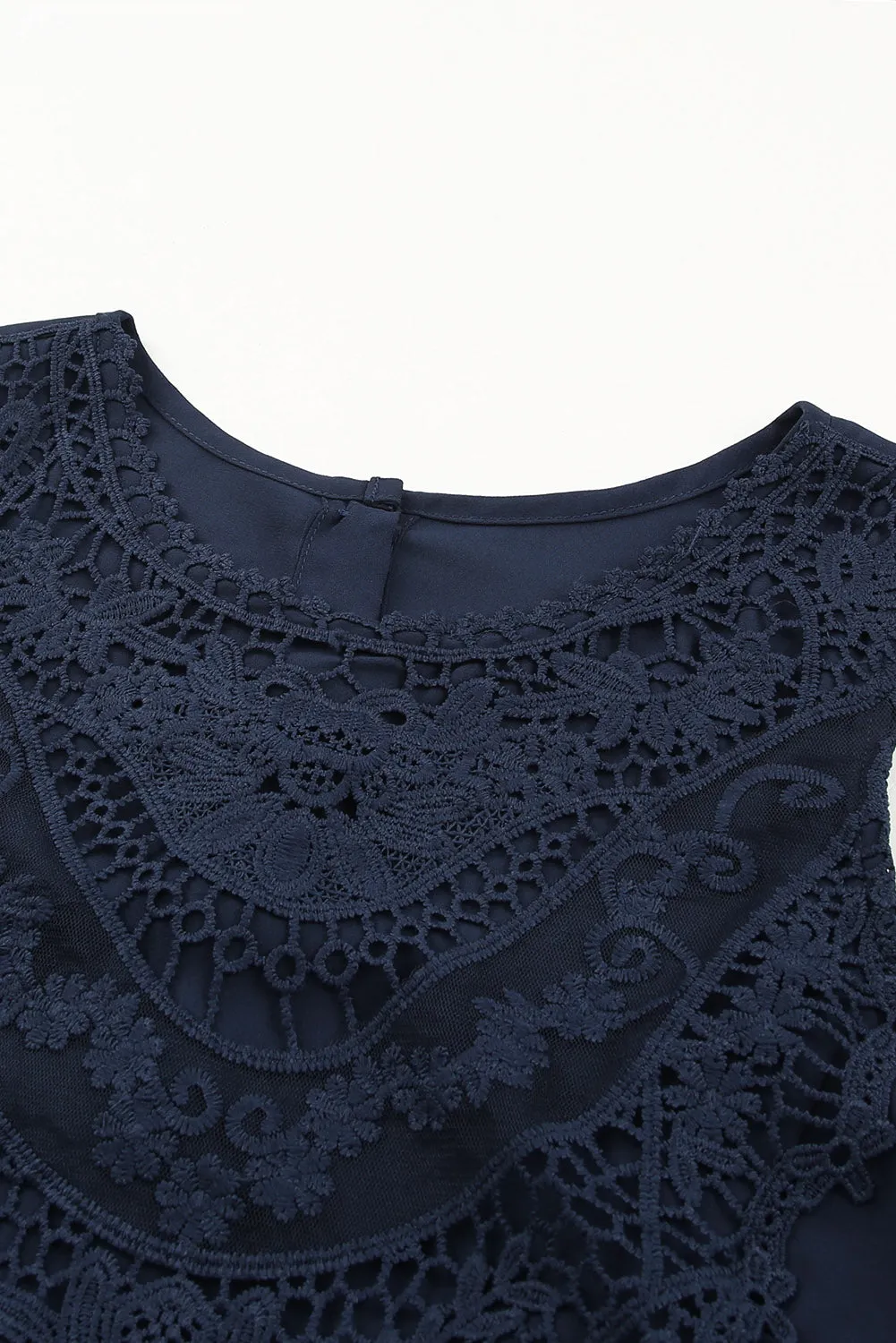 Lace Detail Buttons Back Sleeveless Top