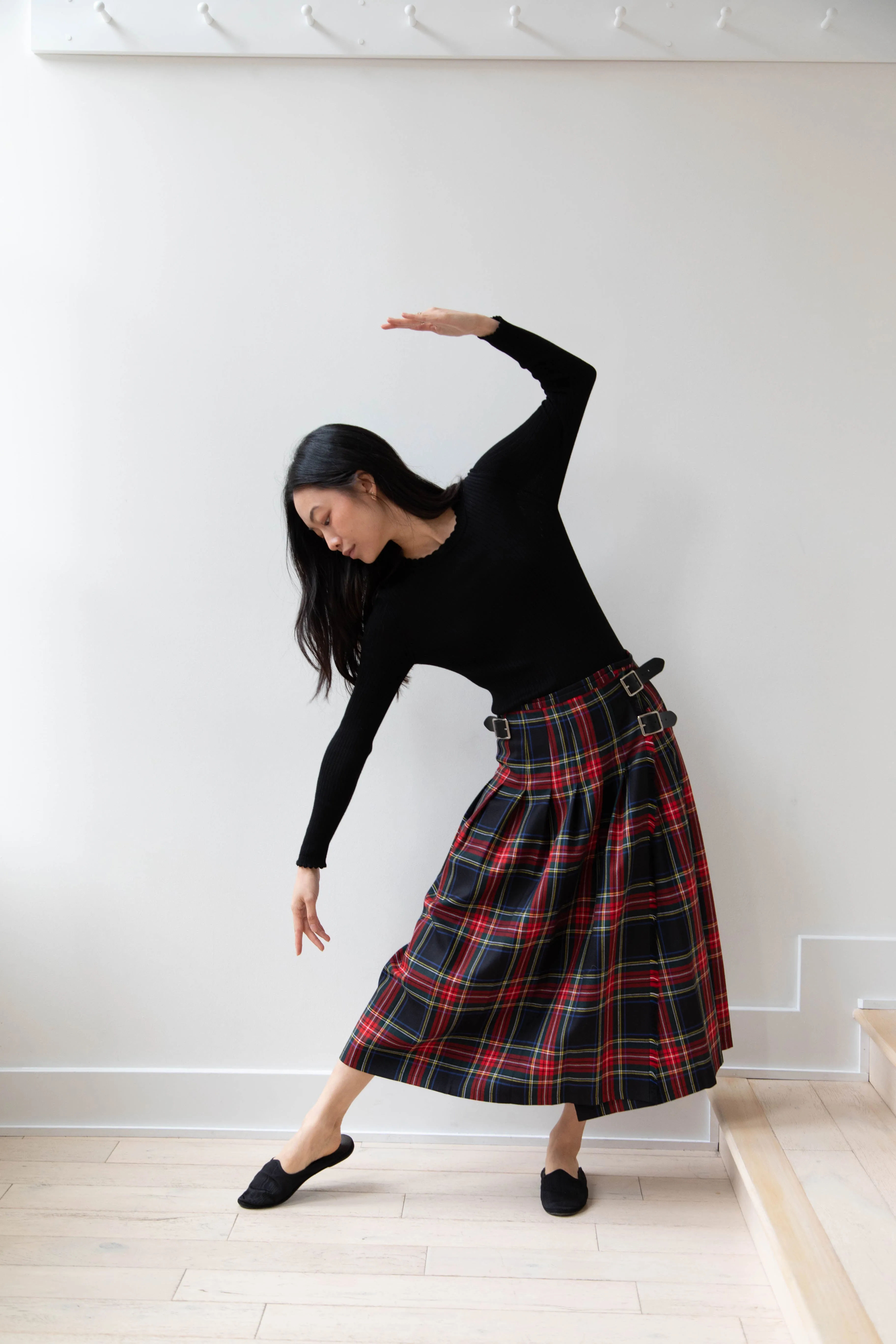 O'Neil of Dublin | Pleated Skirt in Red & Black Check