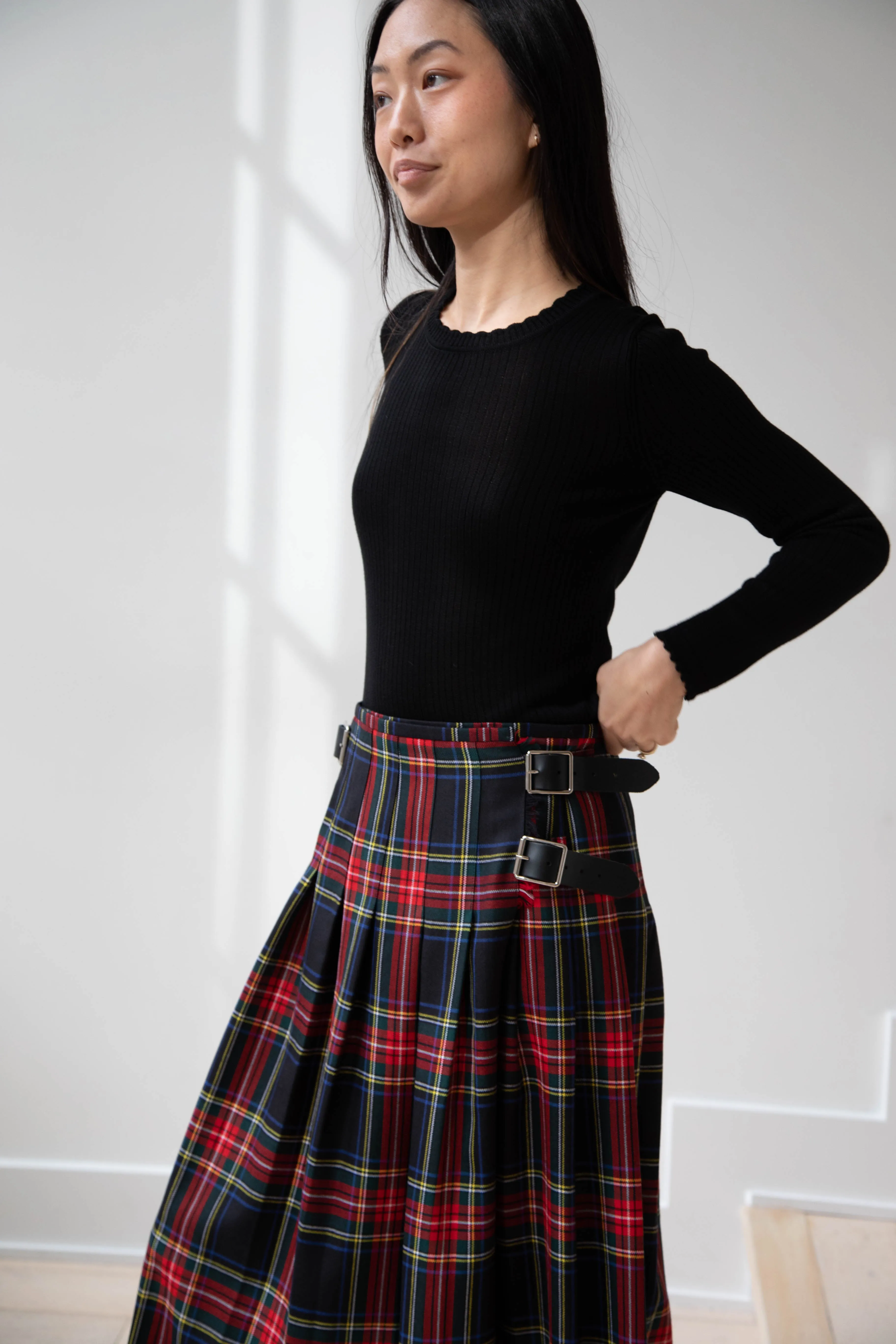 O'Neil of Dublin | Pleated Skirt in Red & Black Check