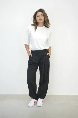 RELAXED FIT BELTED PANTS