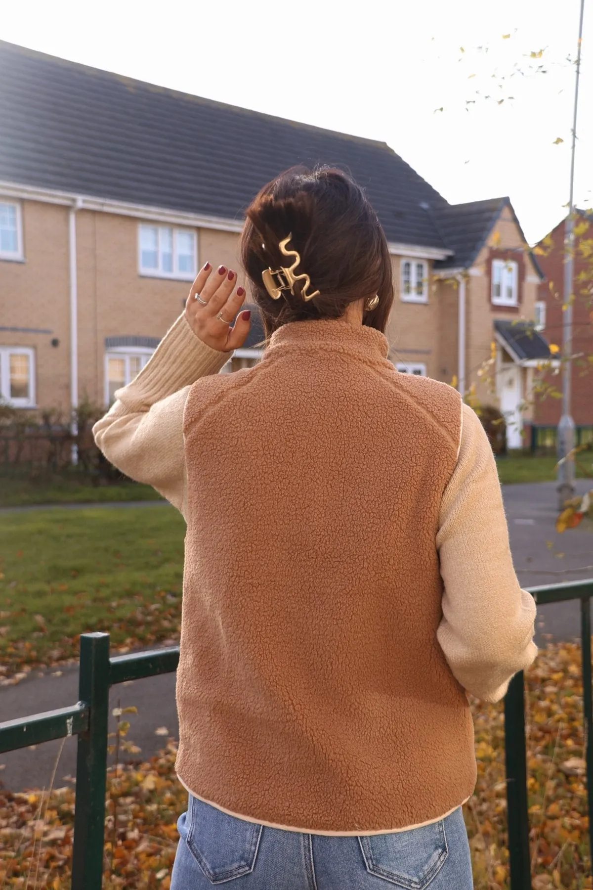 Reversible Fleece Quilted Zip Up Vest - Camel