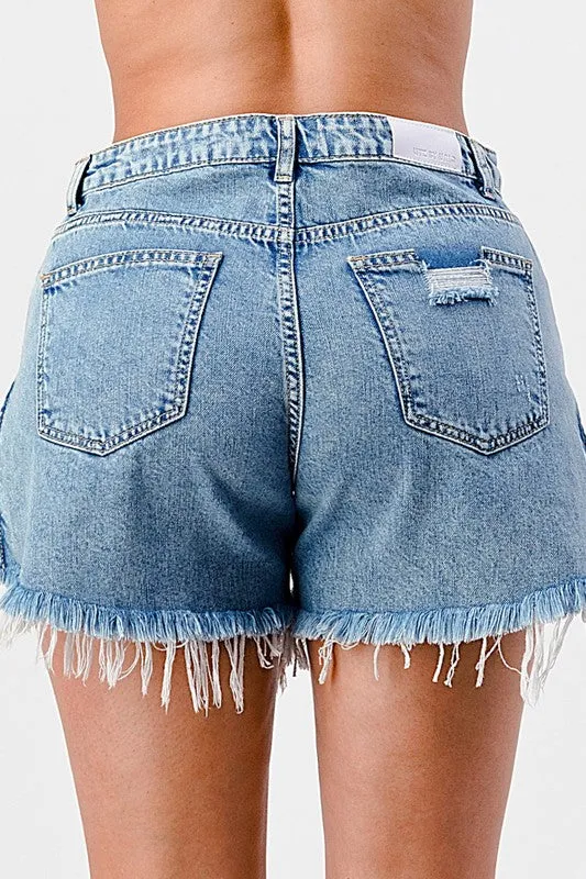 Side slid denim shorts